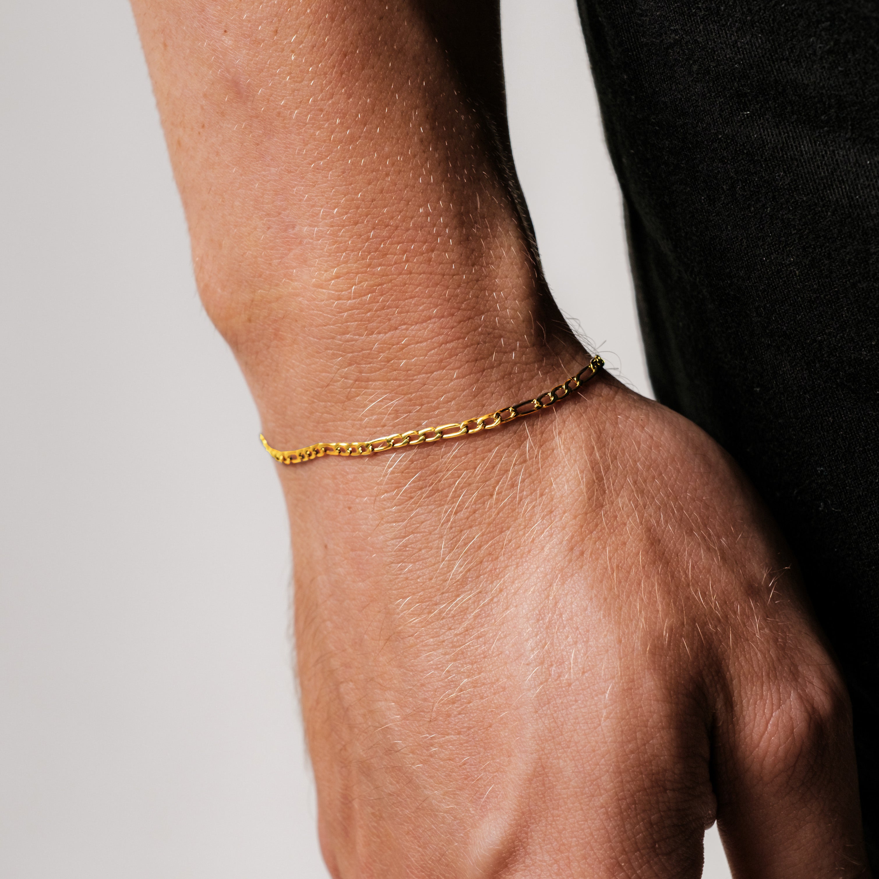 Bracelet Figaro Élégant et Confortable